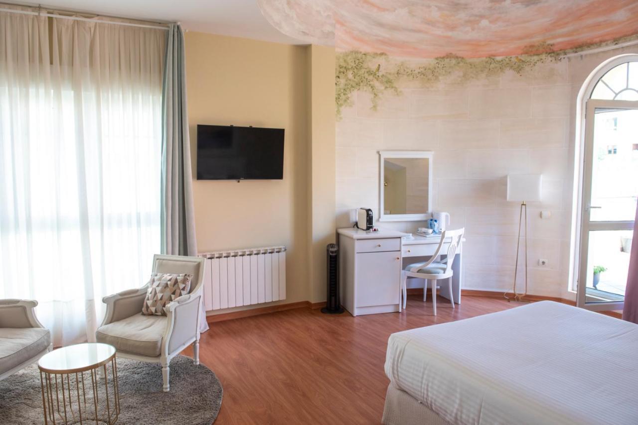 Hotel Faro De San Vicente San Vicente De La Barquera Eksteriør billede